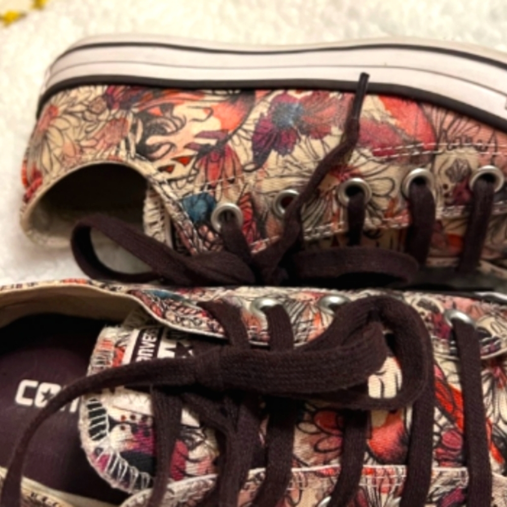 Converse Shoes 6 Floral Pink Print